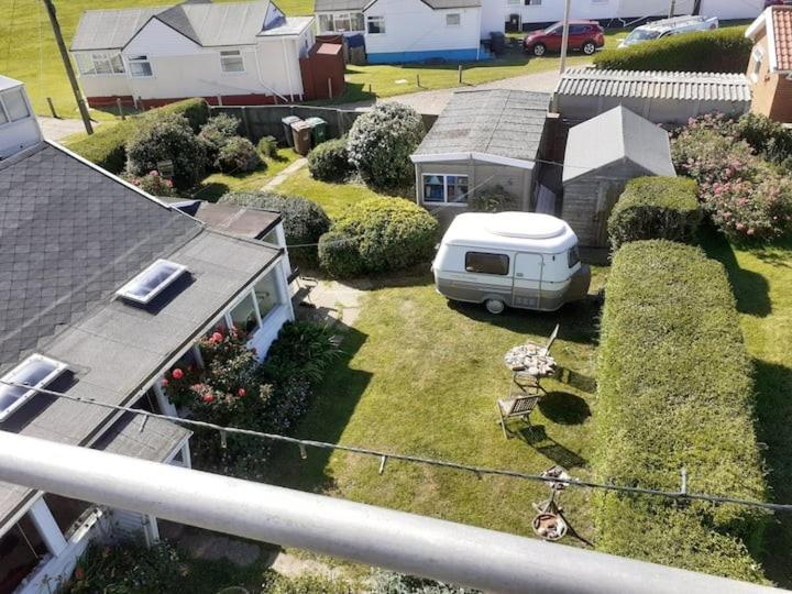 Sundial Cottage Eriba Caravan نورويش المظهر الخارجي الصورة