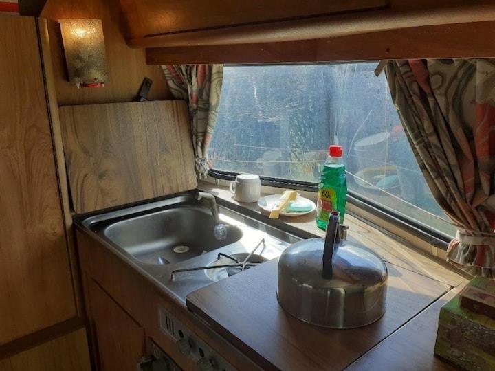 Sundial Cottage Eriba Caravan نورويش المظهر الخارجي الصورة